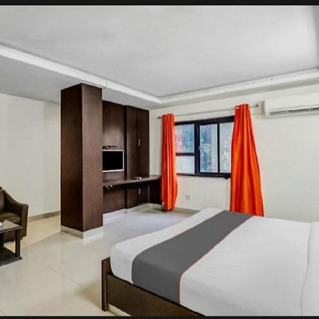 Aerocity Hotel Jindal Palace Delhi- A Well Hygiene Property"All Staff Vaccinated " Yeni Delhi Dış mekan fotoğraf